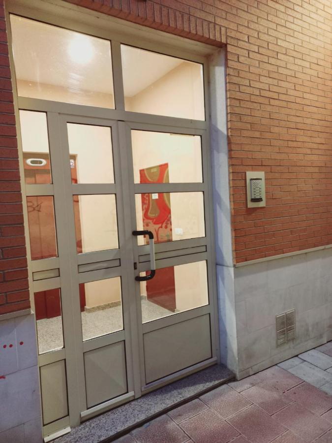 Apartamento Centrico Para 3 Con Wifi Y Garaje Tudela de Duero Esterno foto